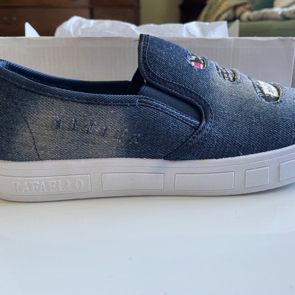 Rafaello - Picture 2 of 4